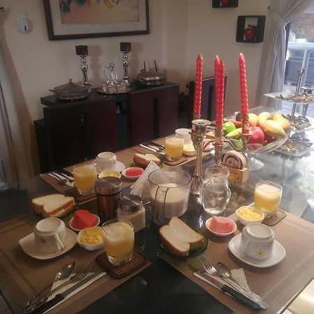 Fakali Homestay Quito Esterno foto