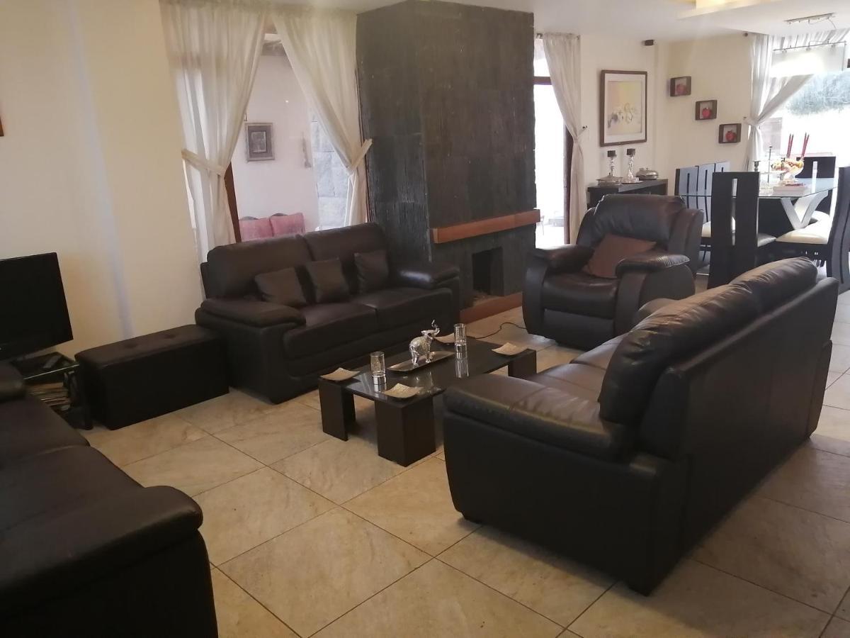 Fakali Homestay Quito Esterno foto